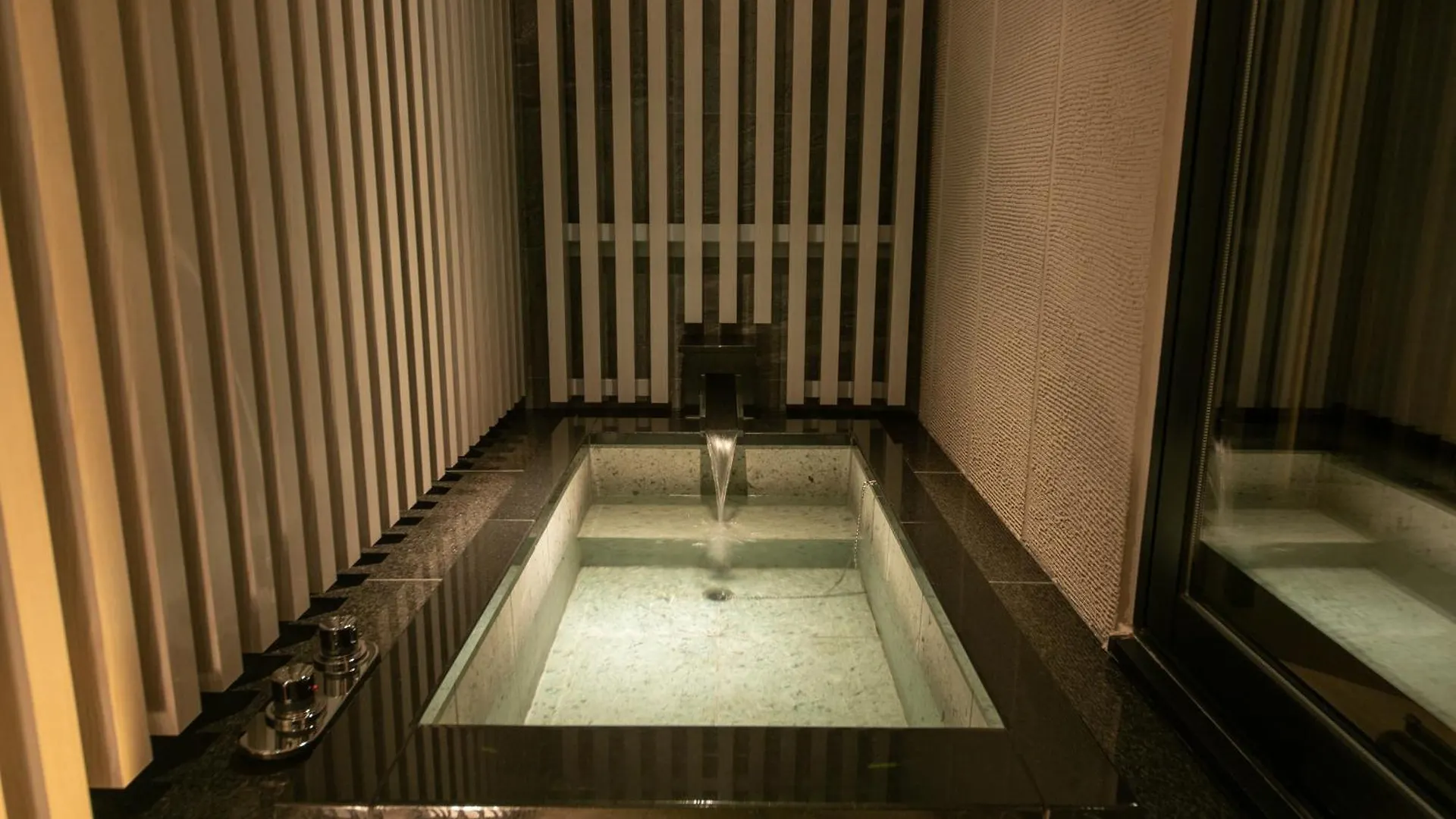 Love hotel Hotel Karuta Akasaka -Adult Only- Tokyo